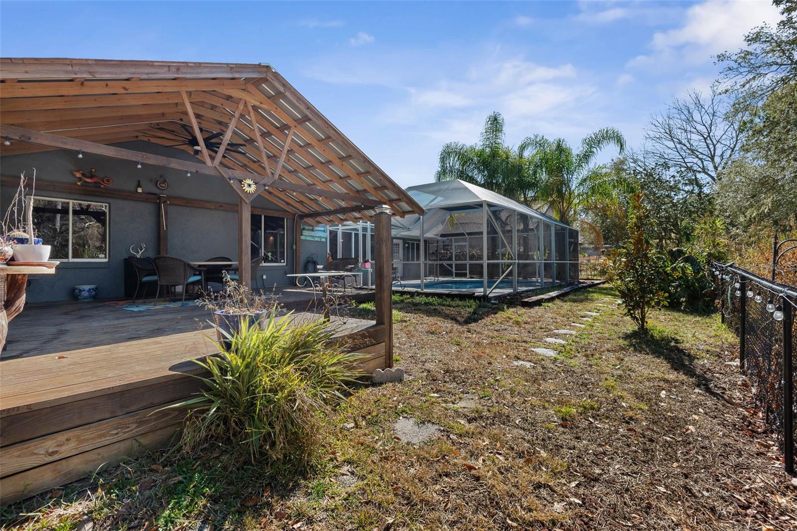 Image 22 of 53 For 21 Fulton Place