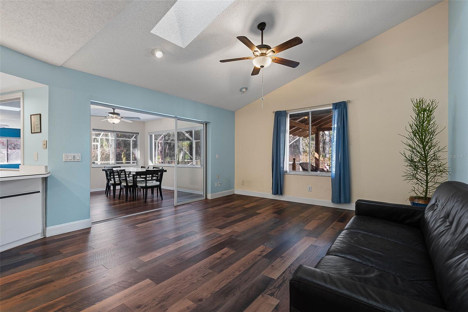 Image 34 of 53 For 21 Fulton Place