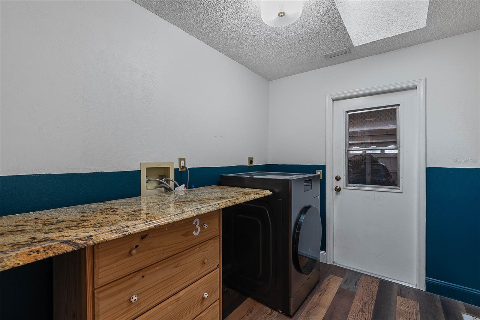 Image 39 of 53 For 21 Fulton Place