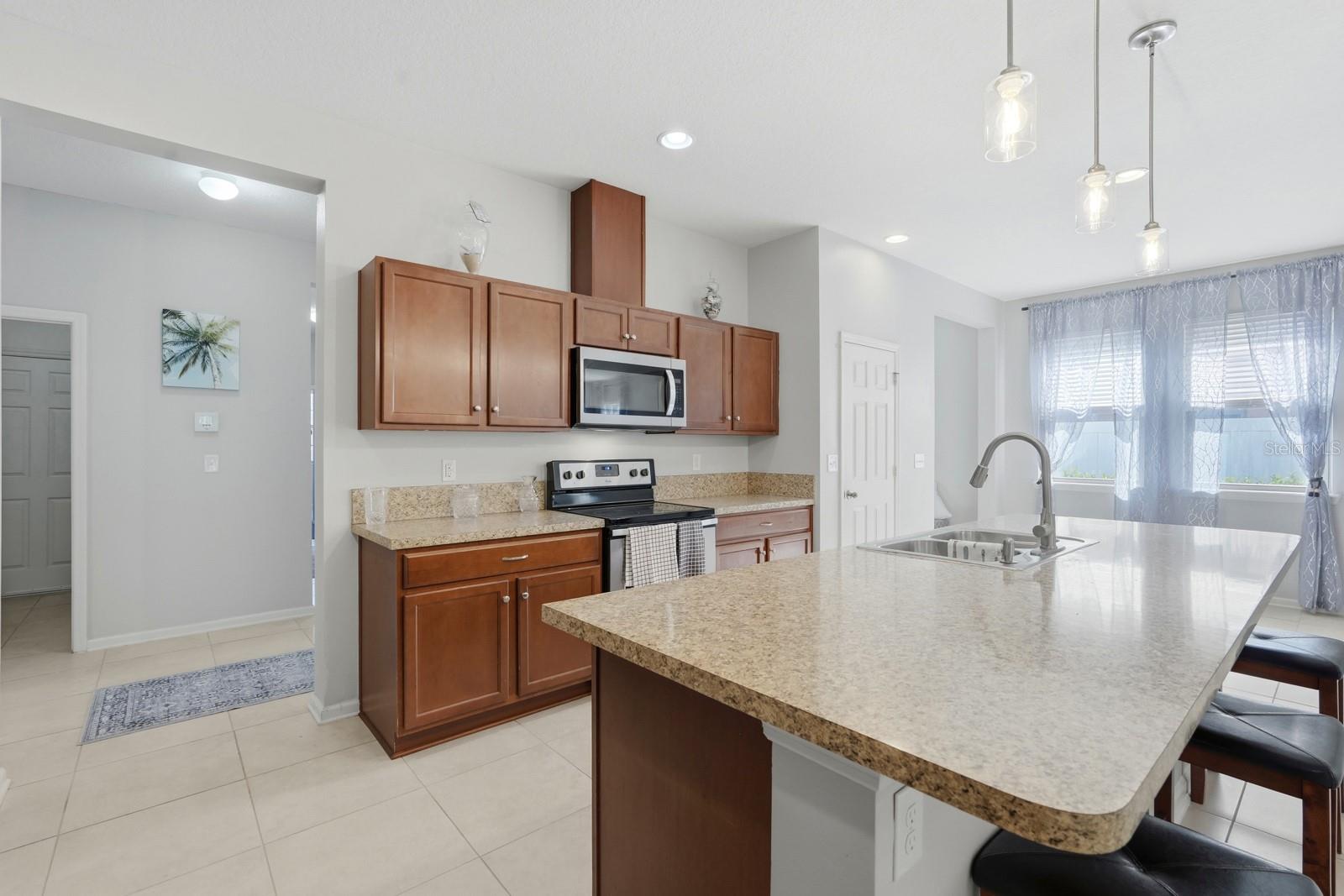 Image 11 of 35 For 417 Tuscany Chase Drive