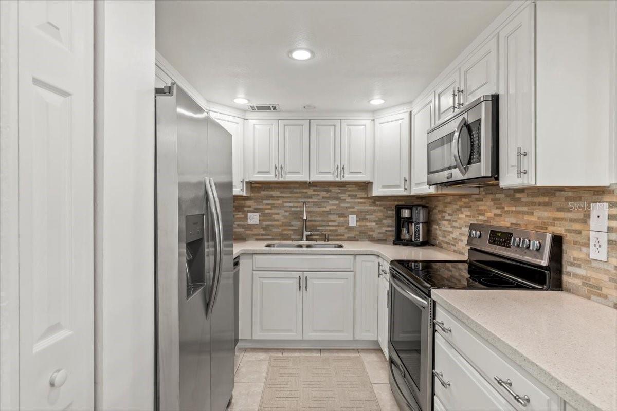 Image 2 of 73 For 1415 Ocean Shore Boulevard 805