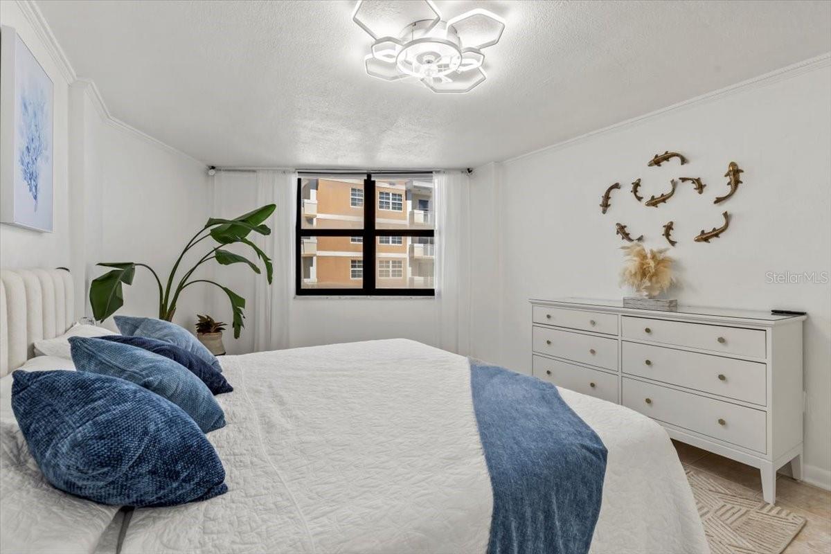 Image 45 of 73 For 1415 Ocean Shore Boulevard 805