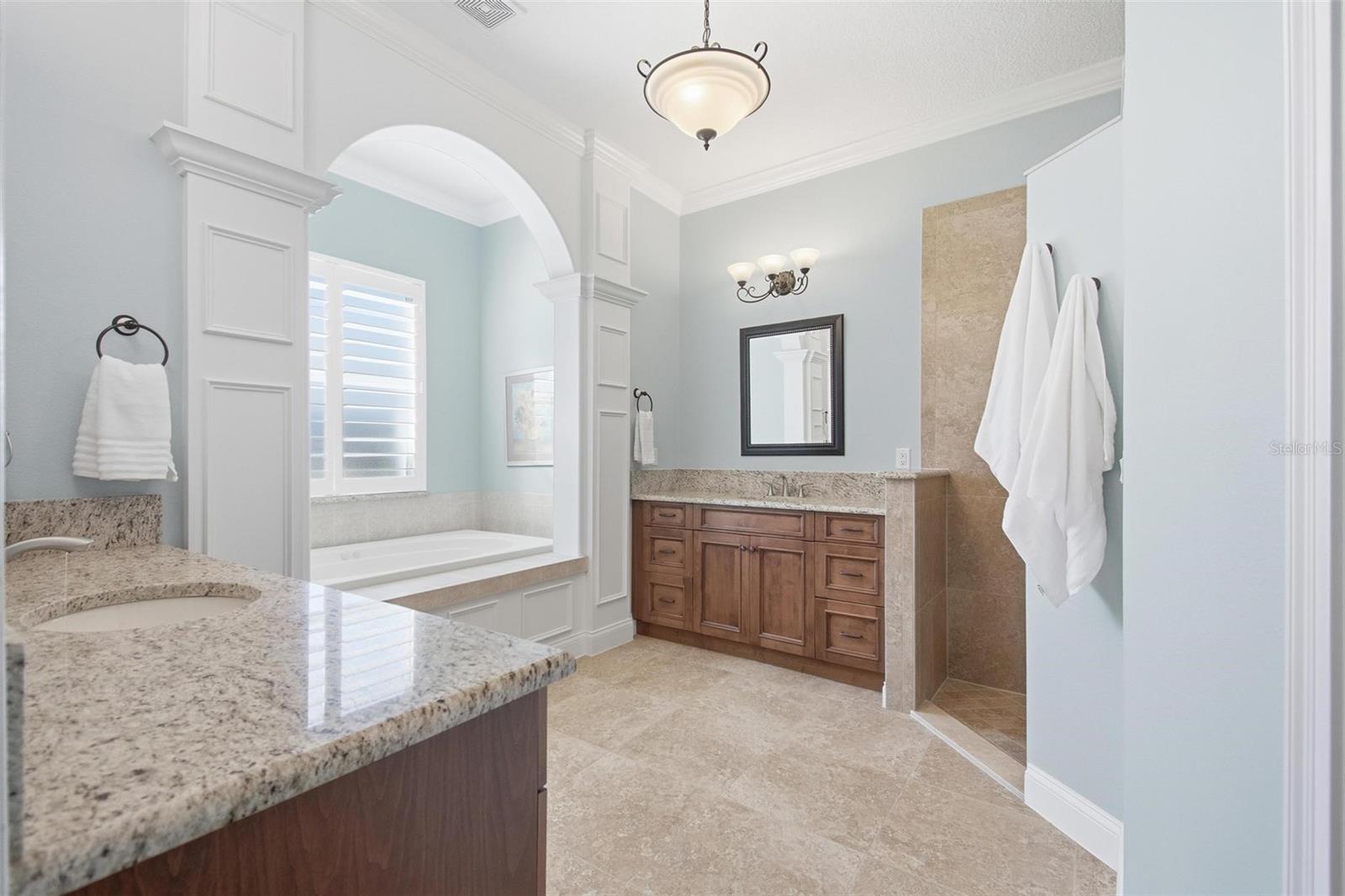 Image 11 of 56 For 9 Sweetwater Court