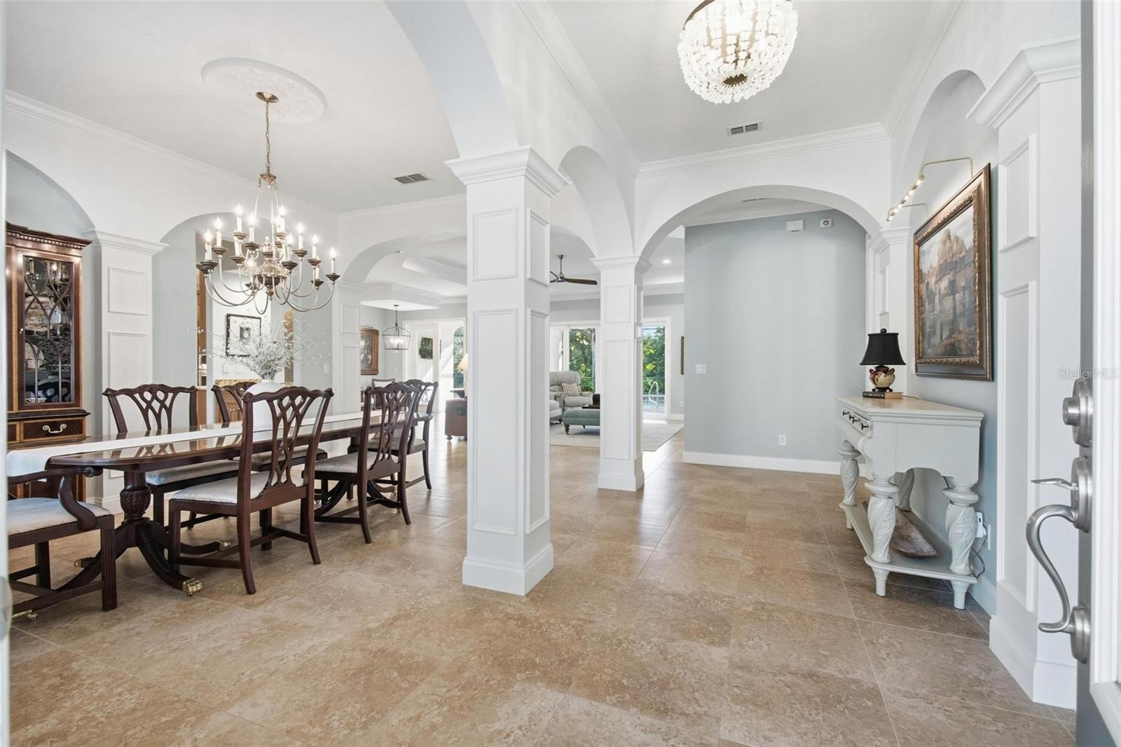 Image 4 of 56 For 9 Sweetwater Court