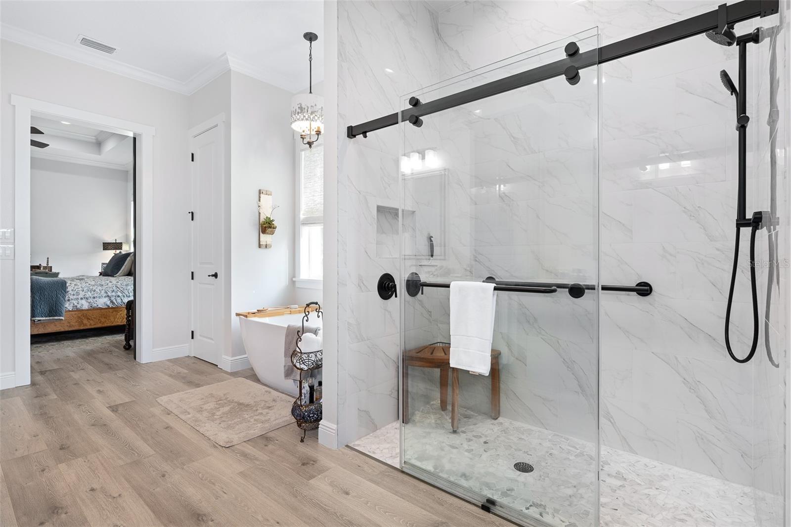 Listing photo id 35 for 622 11th Avenue