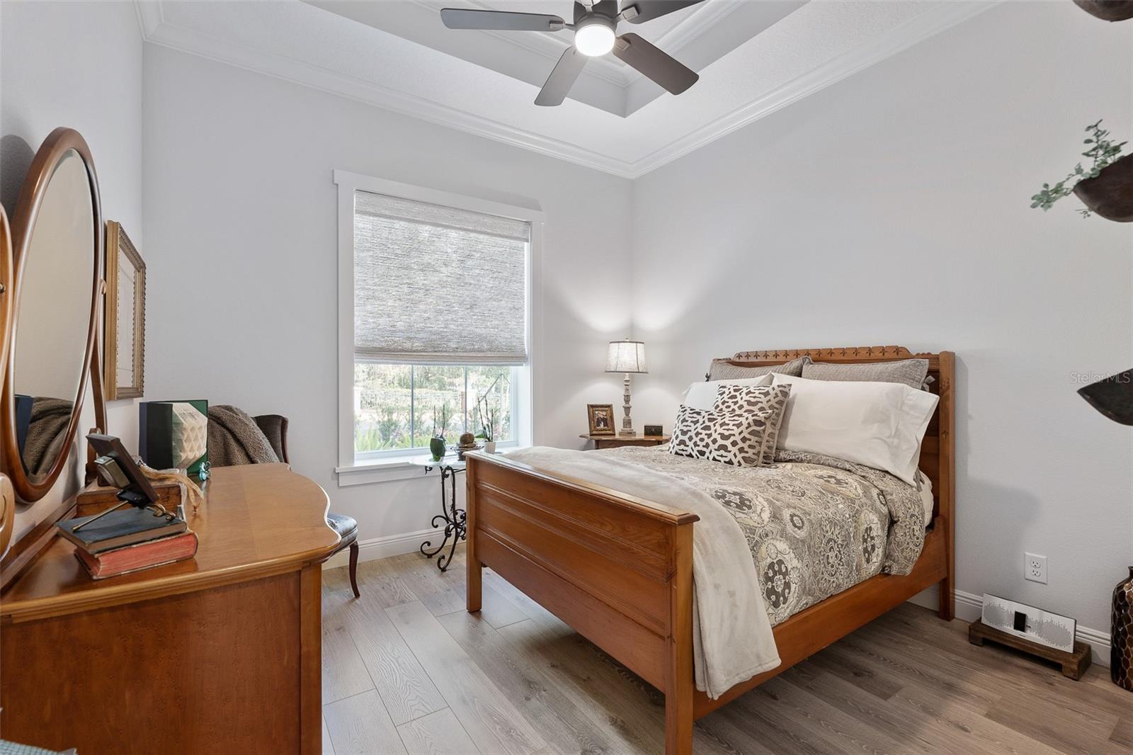 Listing photo id 41 for 622 11th Avenue