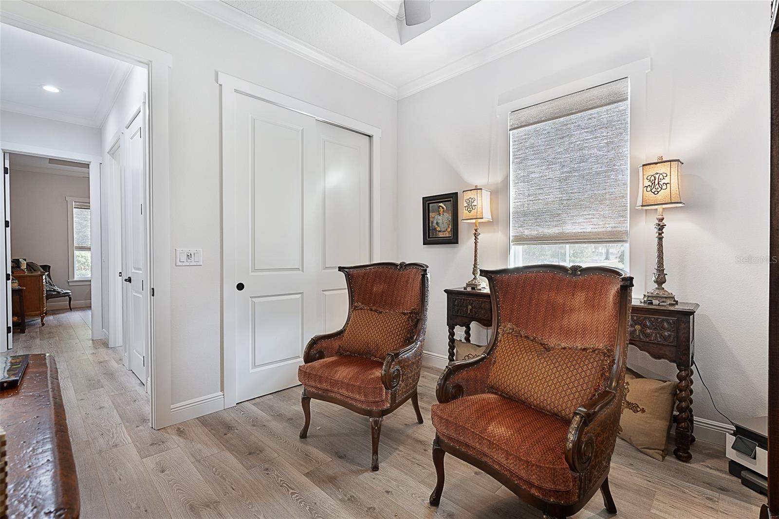 Listing photo id 48 for 622 11th Avenue