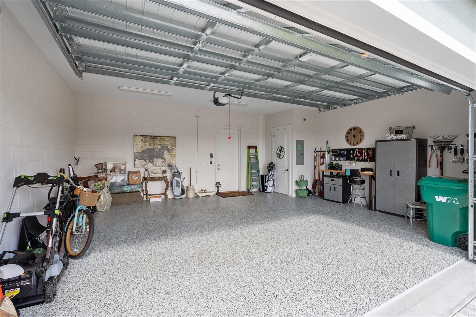 Listing photo id 53 for 622 11th Avenue