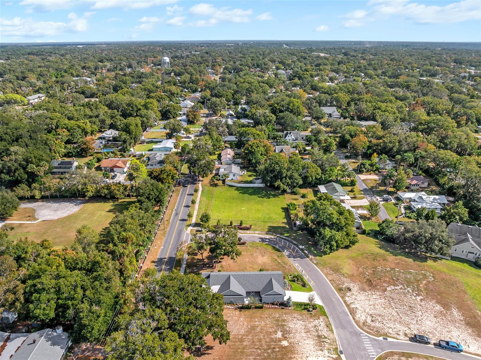 Listing photo id 67 for 622 11th Avenue