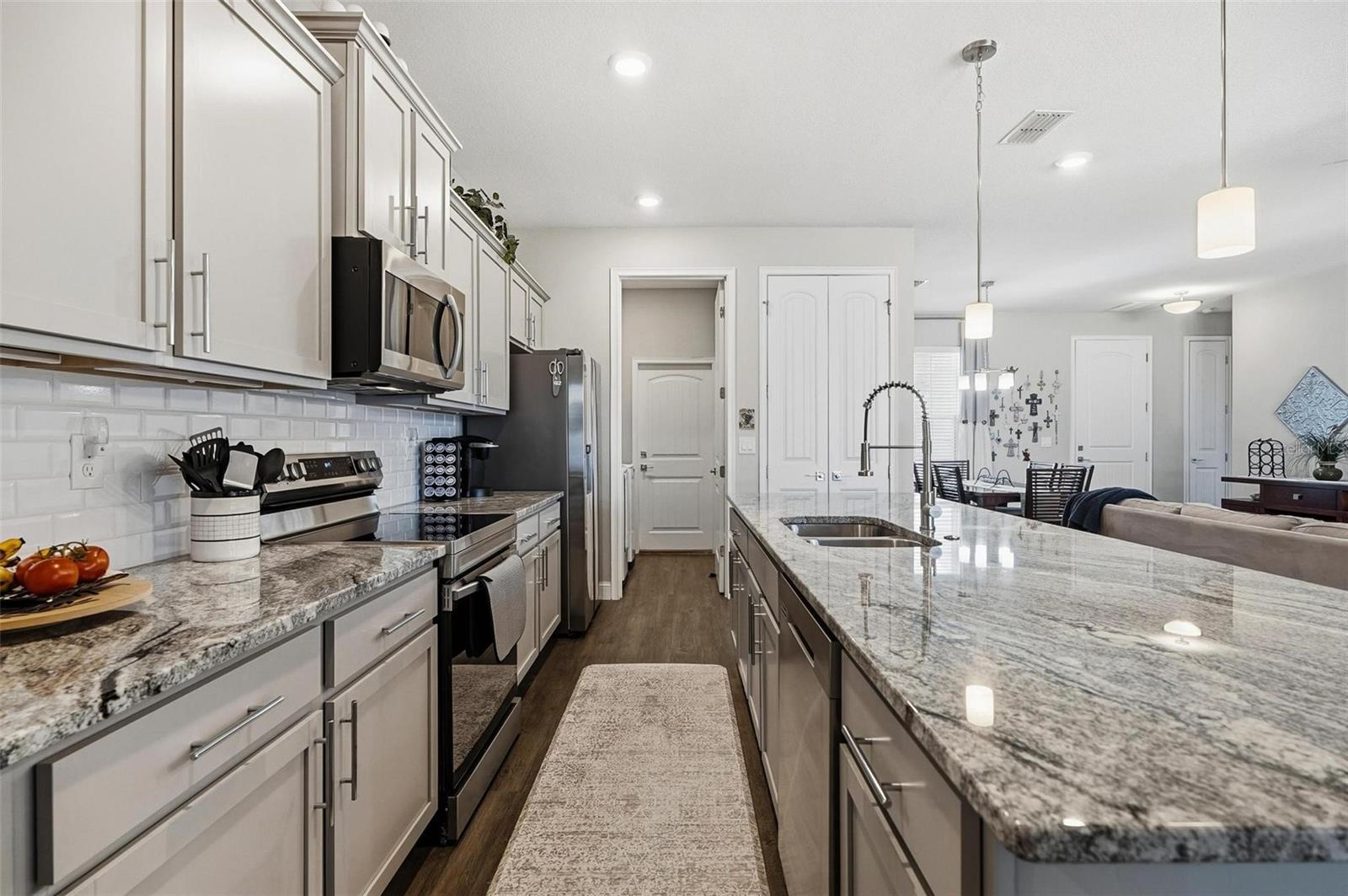 Image 11 of 54 For 60 Frenora Lane