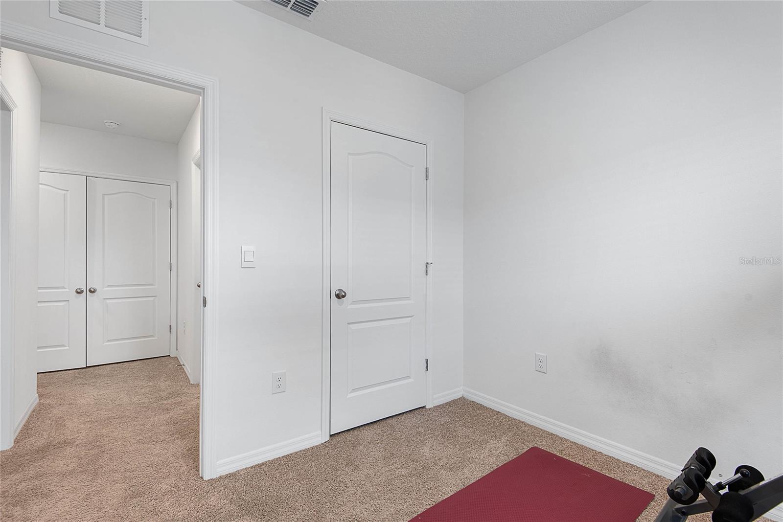 Image 37 of 49 For 45 Bella Oaks Drive