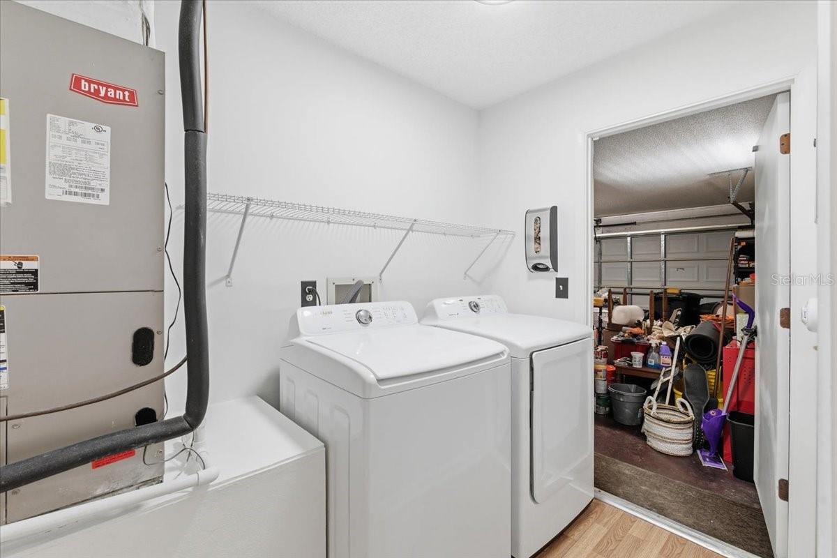 Image 30 of 37 For 8 Berkshire Lane