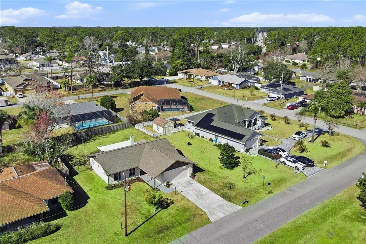 Image 35 of 37 For 8 Berkshire Lane