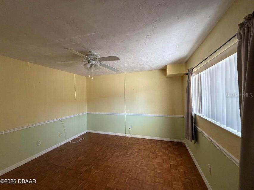 Image 19 of 29 For 55 Vining Court 1040