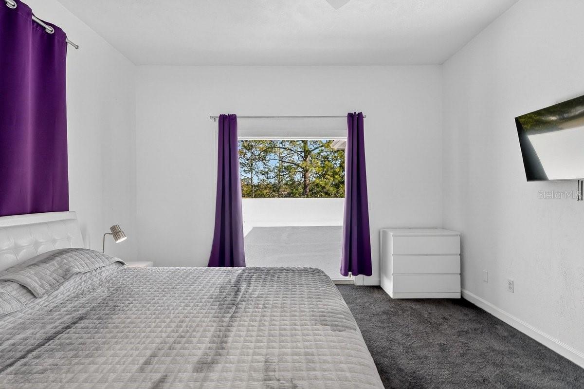 Image 33 of 49 For 13 Bay Pointe Drive