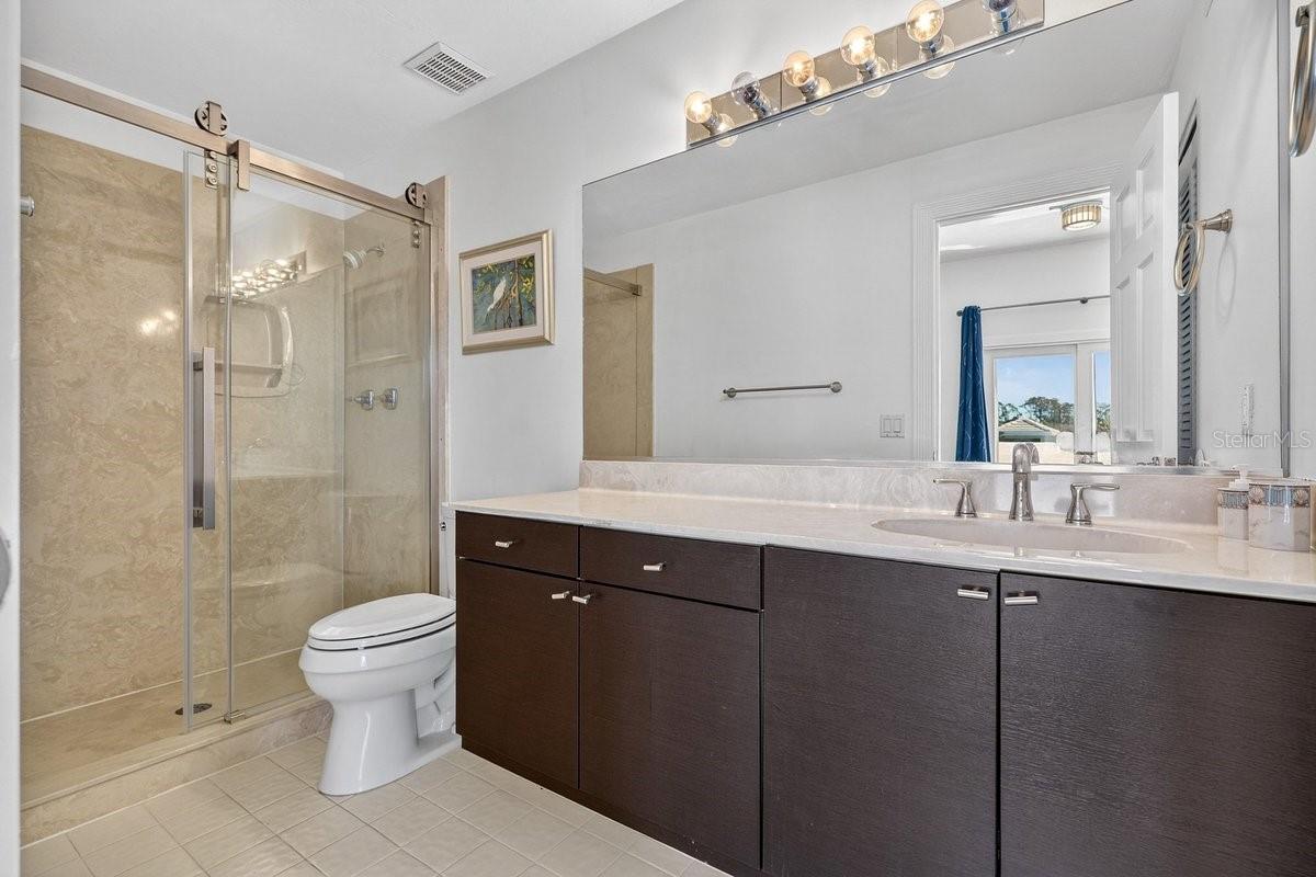 Image 37 of 49 For 13 Bay Pointe Drive