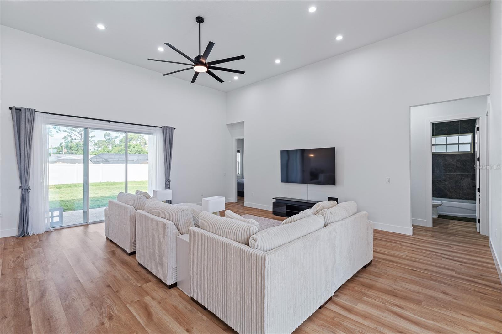 Image 35 of 58 For 7 Fortune Lane