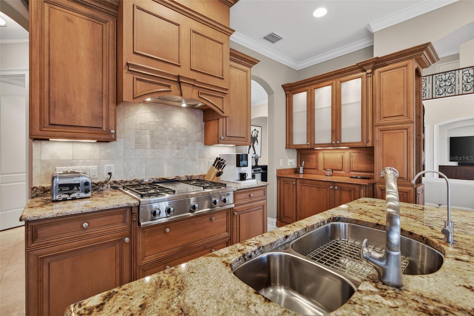 Image 20 of 65 For 12 Crain Court