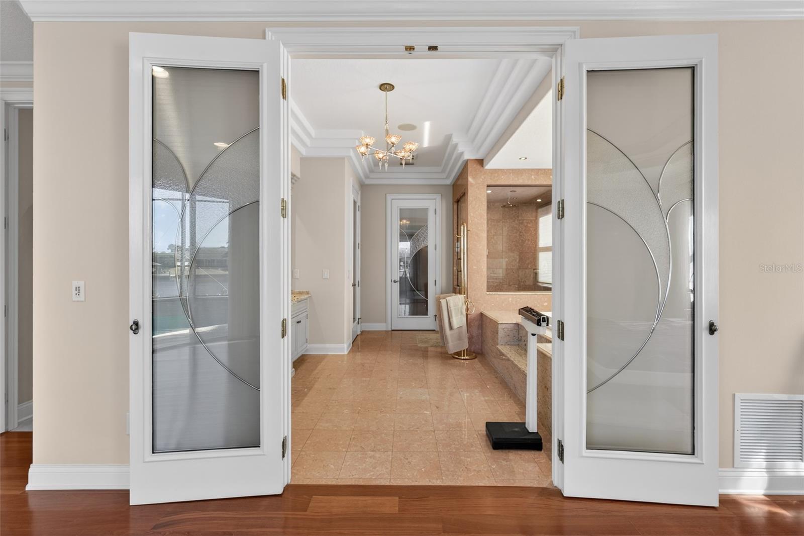 Image 39 of 65 For 12 Crain Court