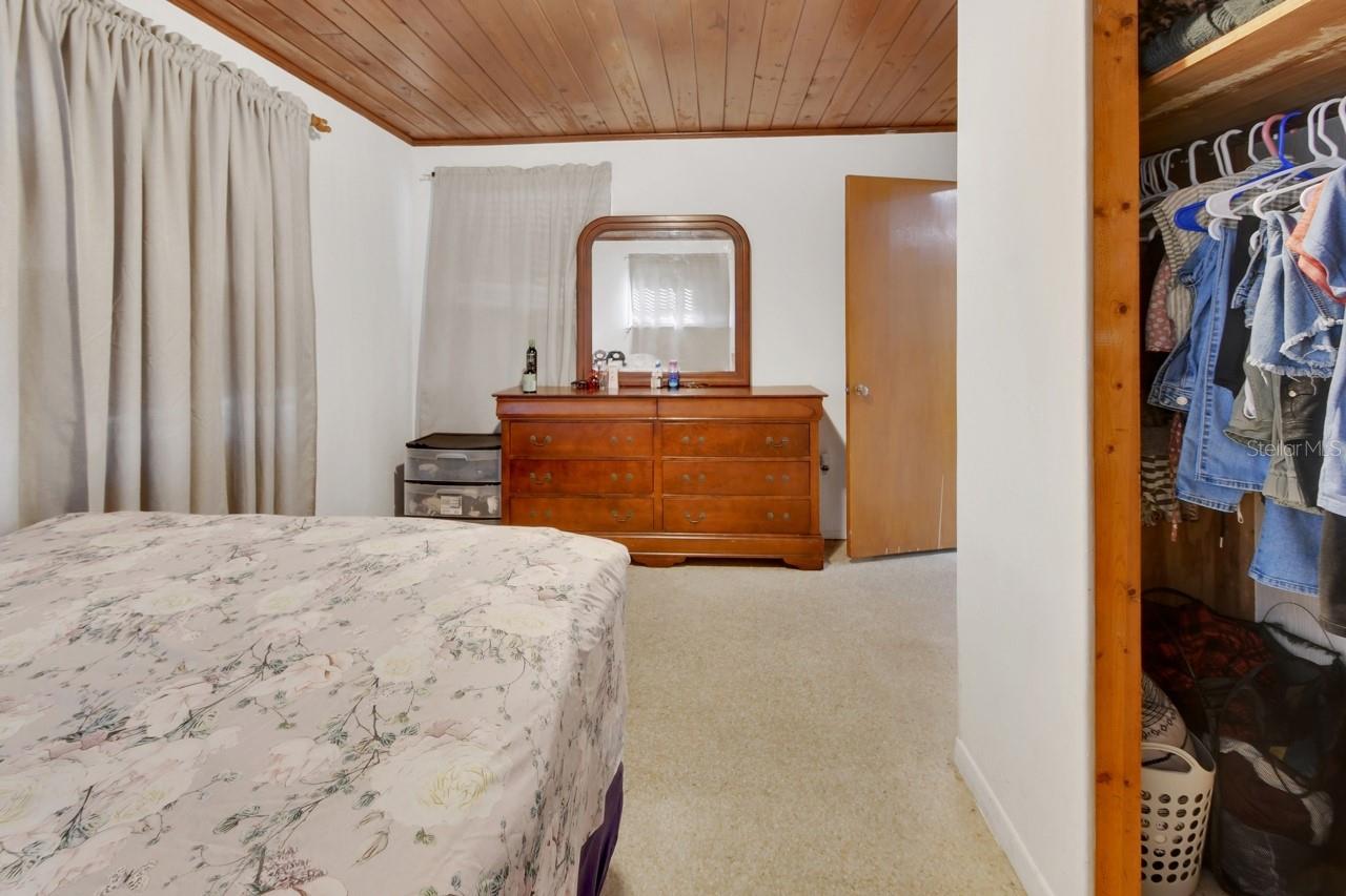 Image 10 of 27 For 4725 Audubon Avenue