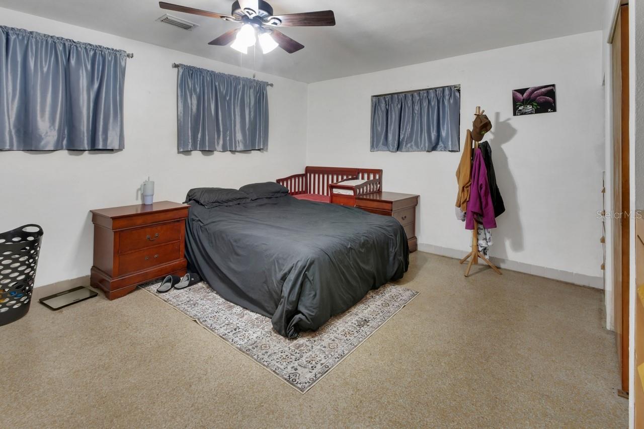 Image 7 of 27 For 4725 Audubon Avenue