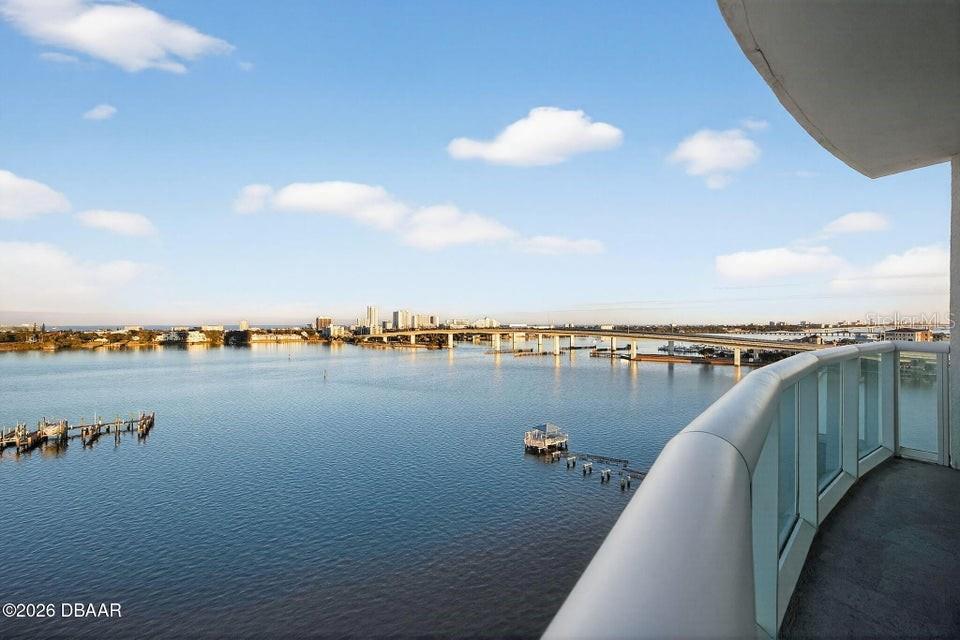 Image 15 of 56 For 231 Riverside Drive 1002-1