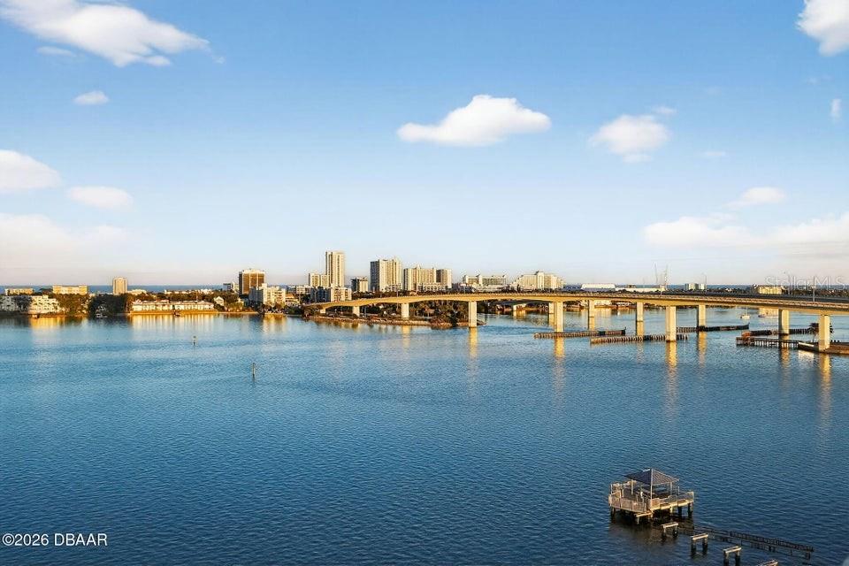 Image 16 of 56 For 231 Riverside Drive 1002-1