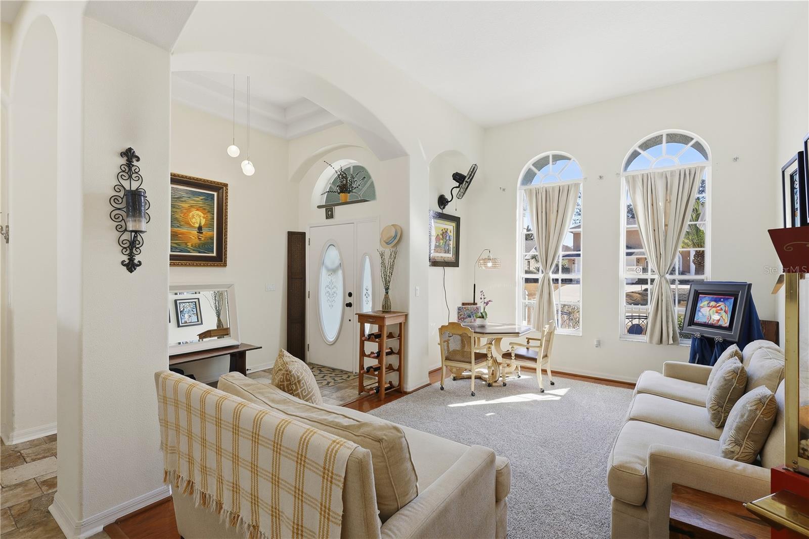 Image 11 of 52 For 39 Woodhollow Lane