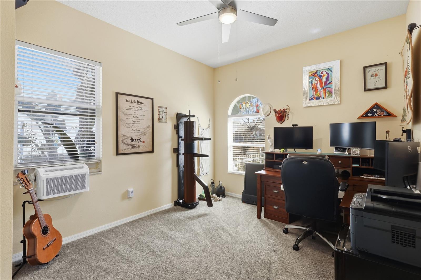 Image 31 of 52 For 39 Woodhollow Lane