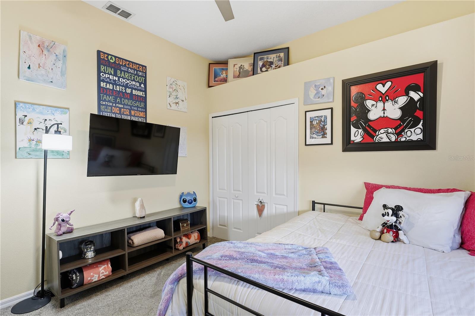 Image 36 of 52 For 39 Woodhollow Lane