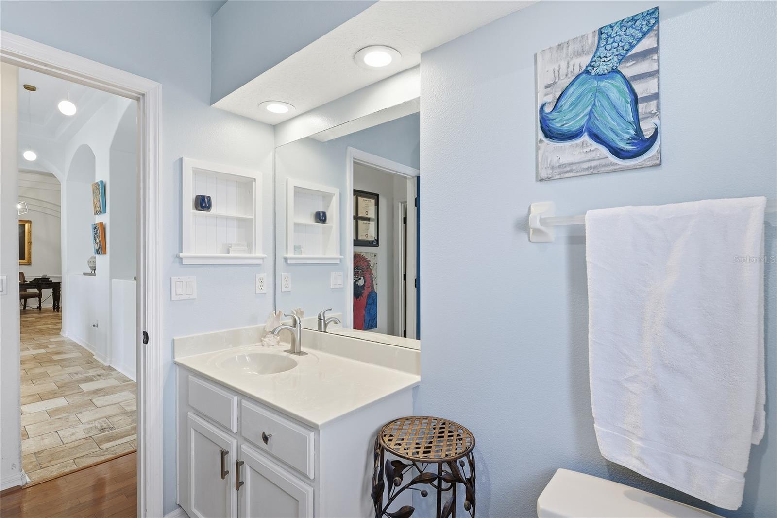 Image 37 of 52 For 39 Woodhollow Lane