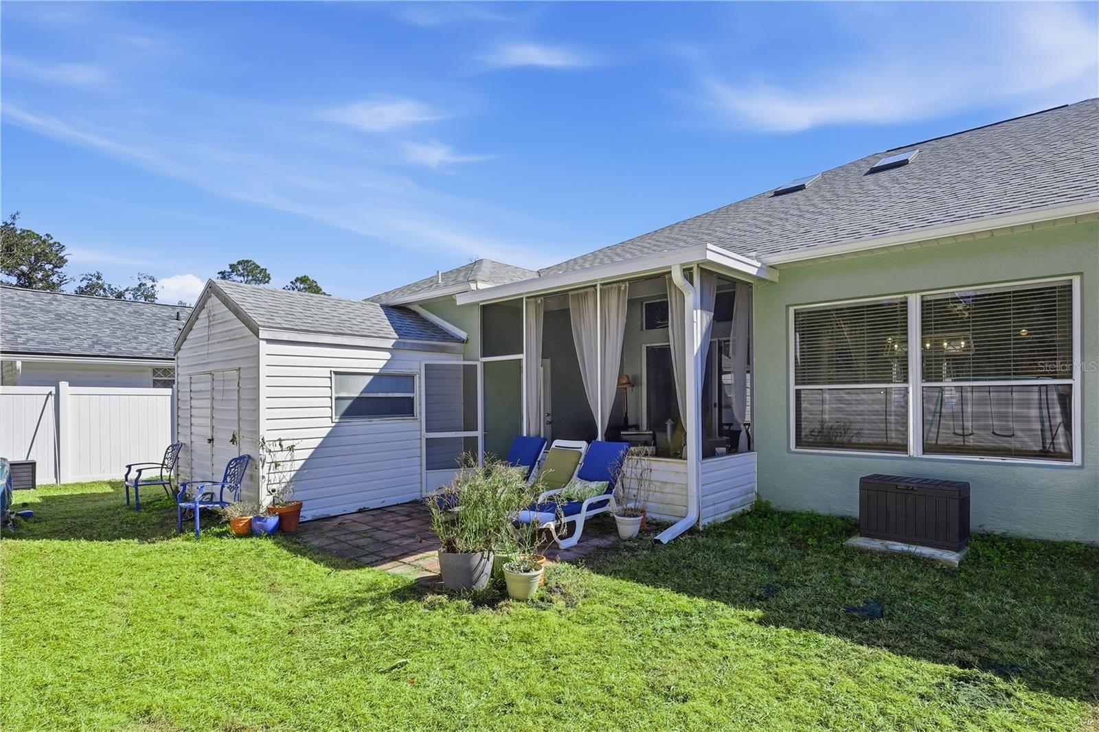 Image 40 of 52 For 39 Woodhollow Lane