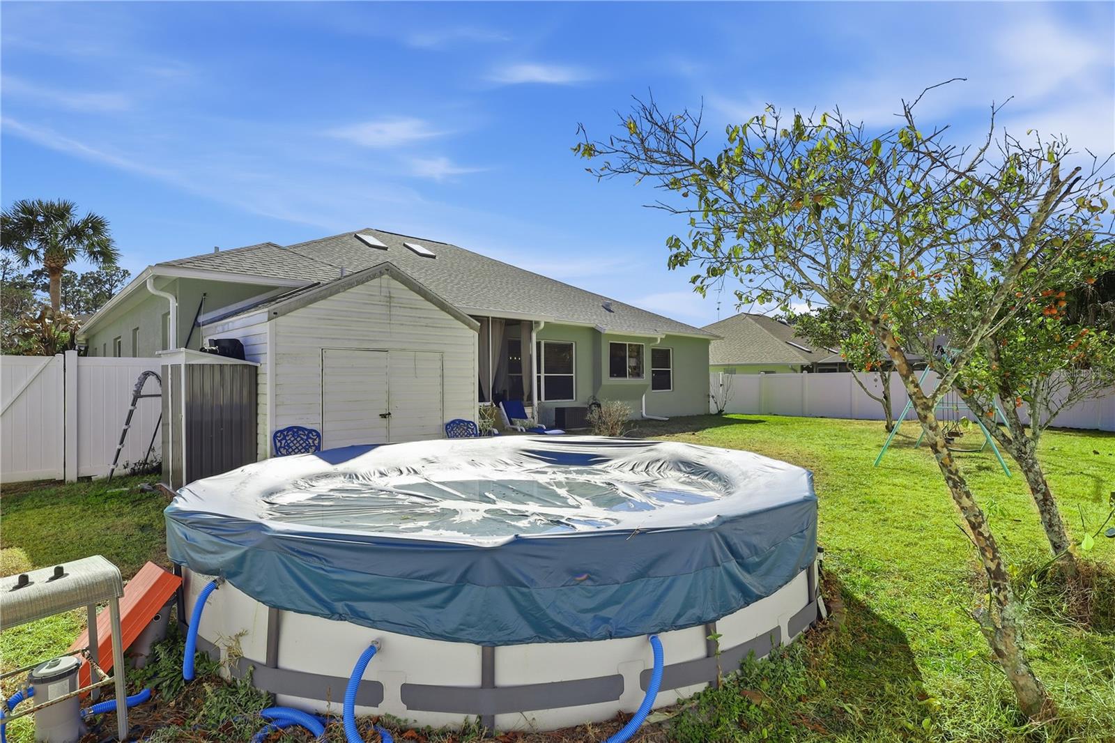 Image 43 of 52 For 39 Woodhollow Lane