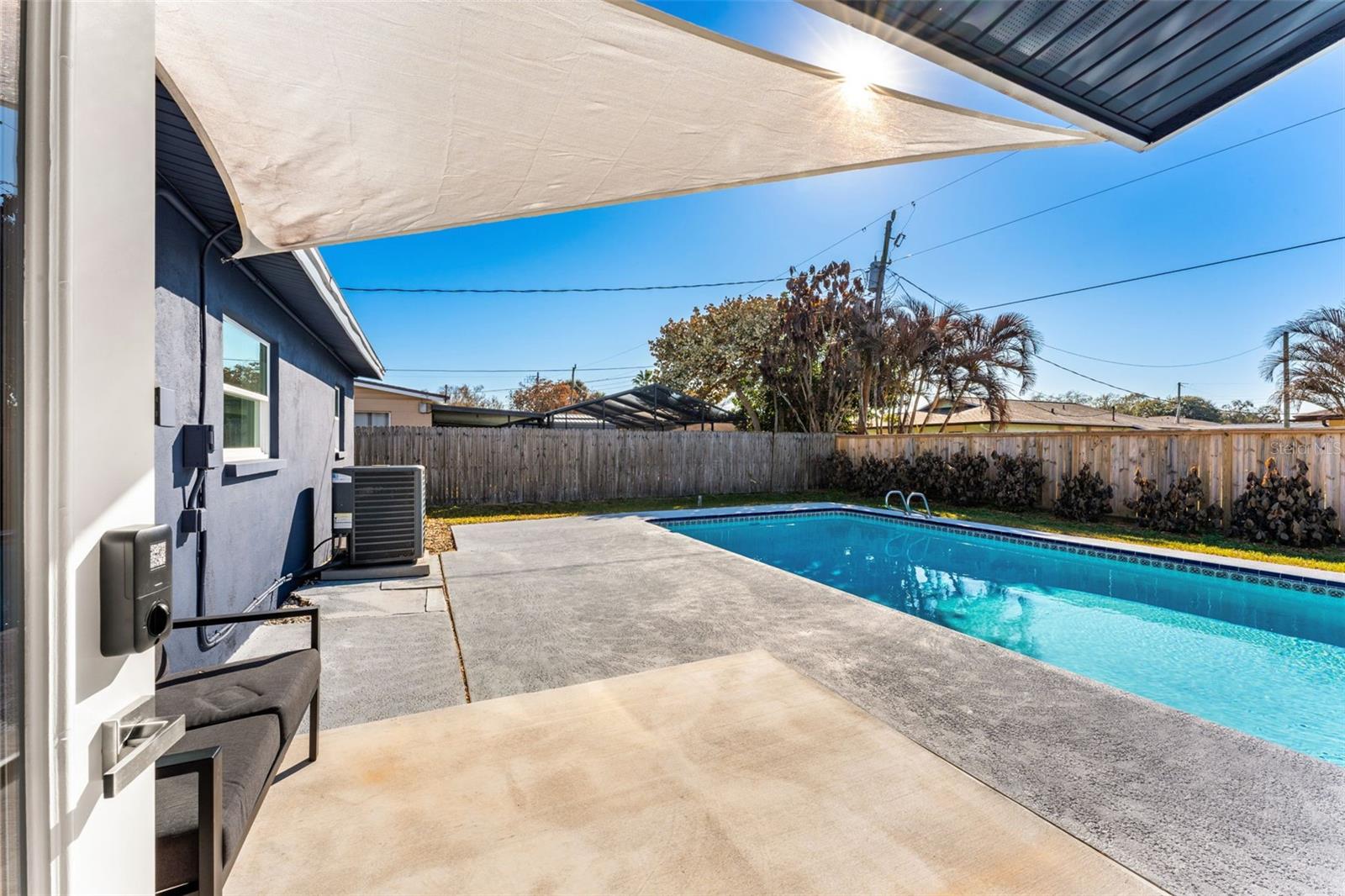 Image 26 of 38 For 235 Eyre Avenue