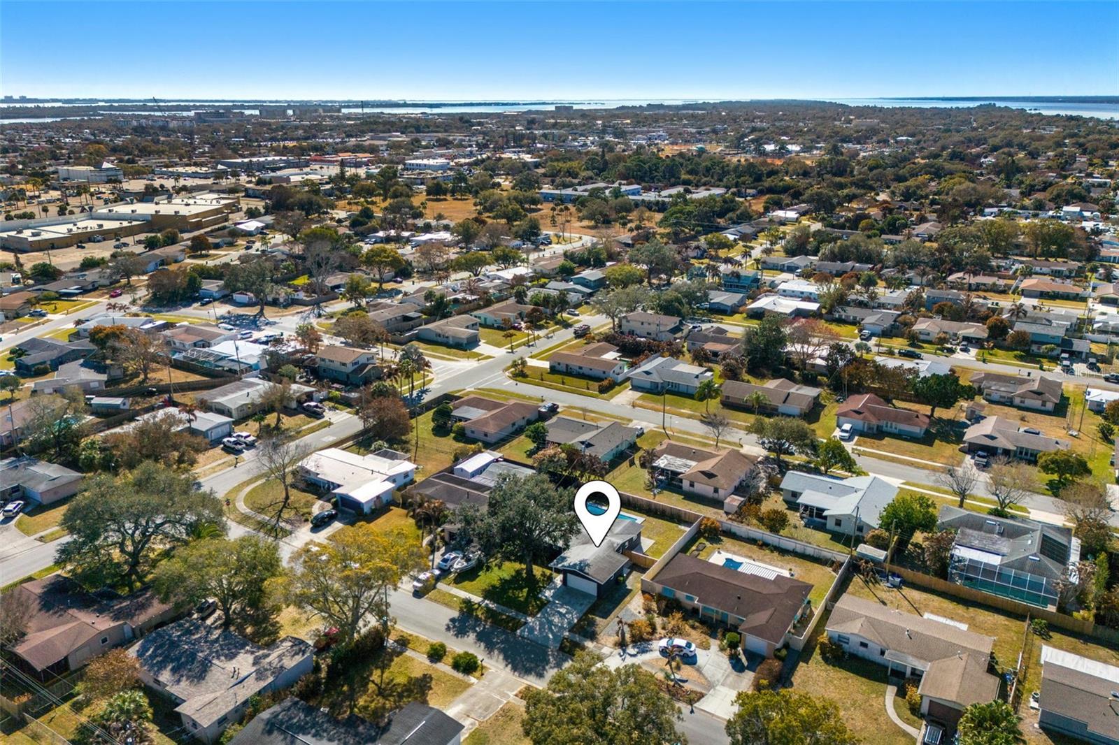 Image 35 of 38 For 235 Eyre Avenue