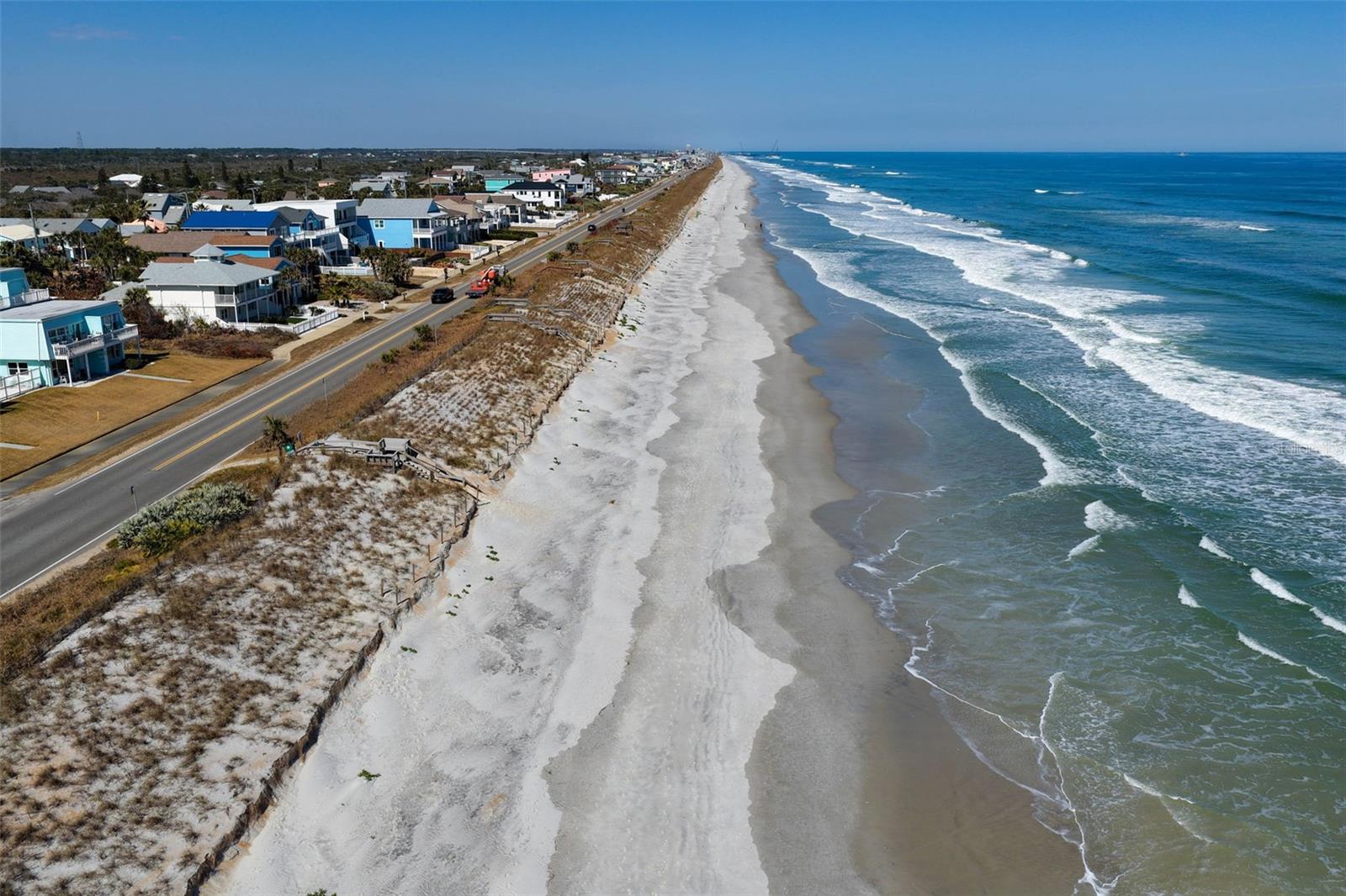 Image 4 of 75 For 2643 Lakeshore Drive