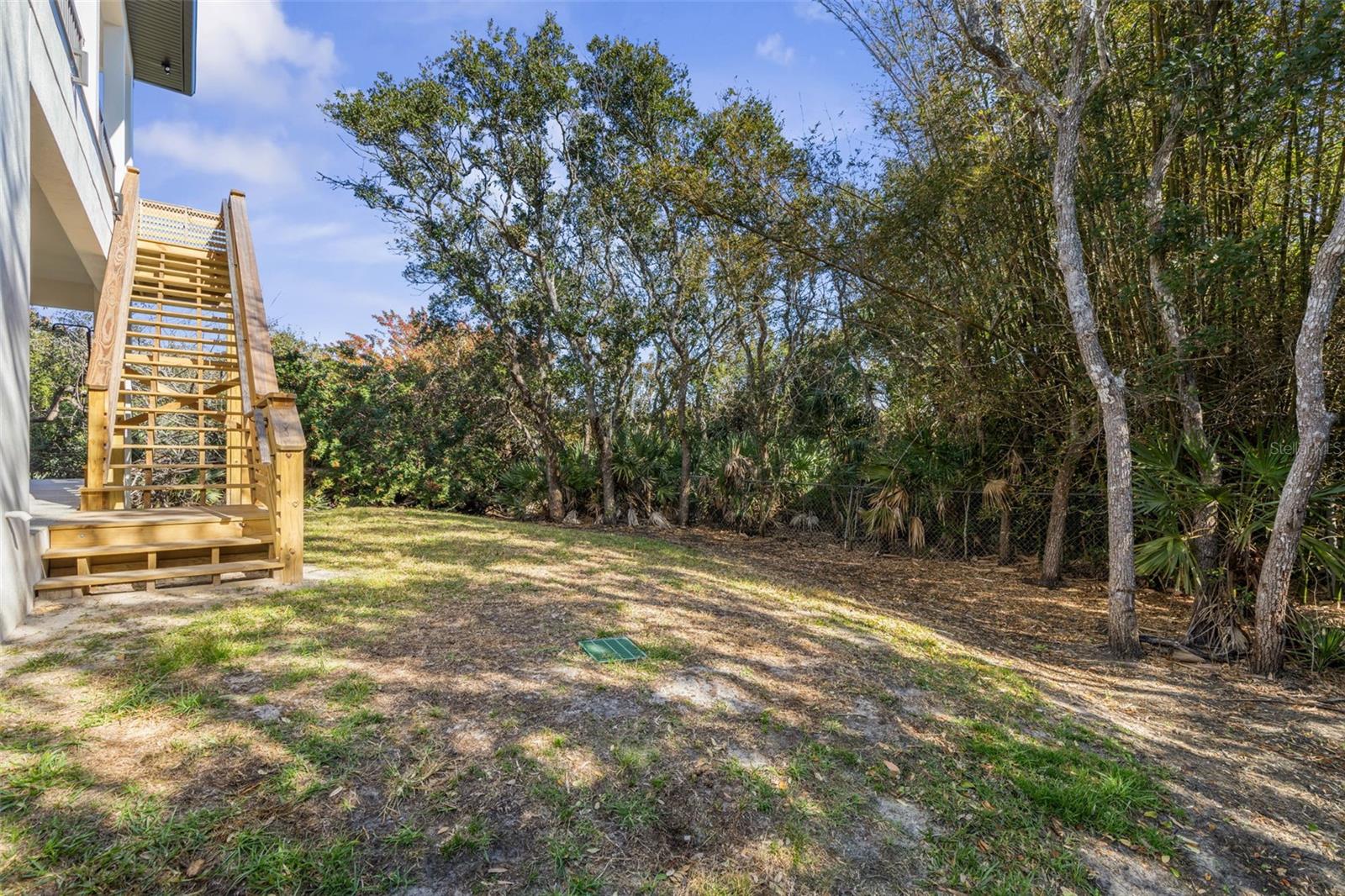 Image 53 of 75 For 2643 Lakeshore Drive