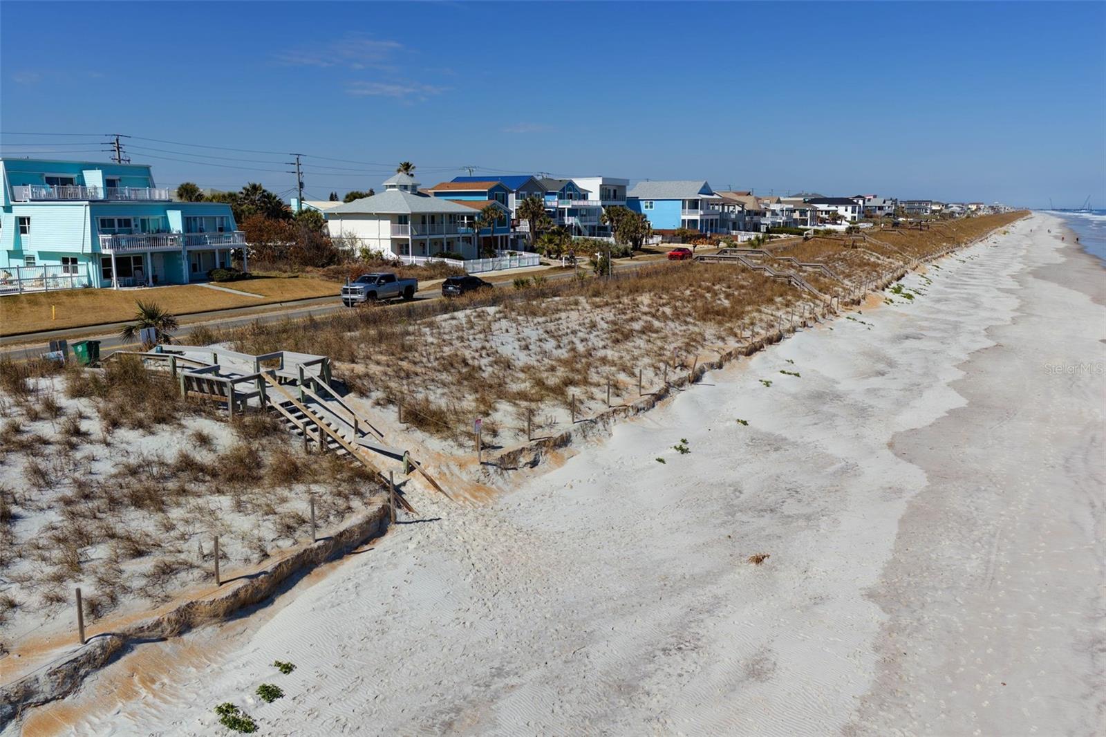 Image 74 of 75 For 2643 Lakeshore Drive