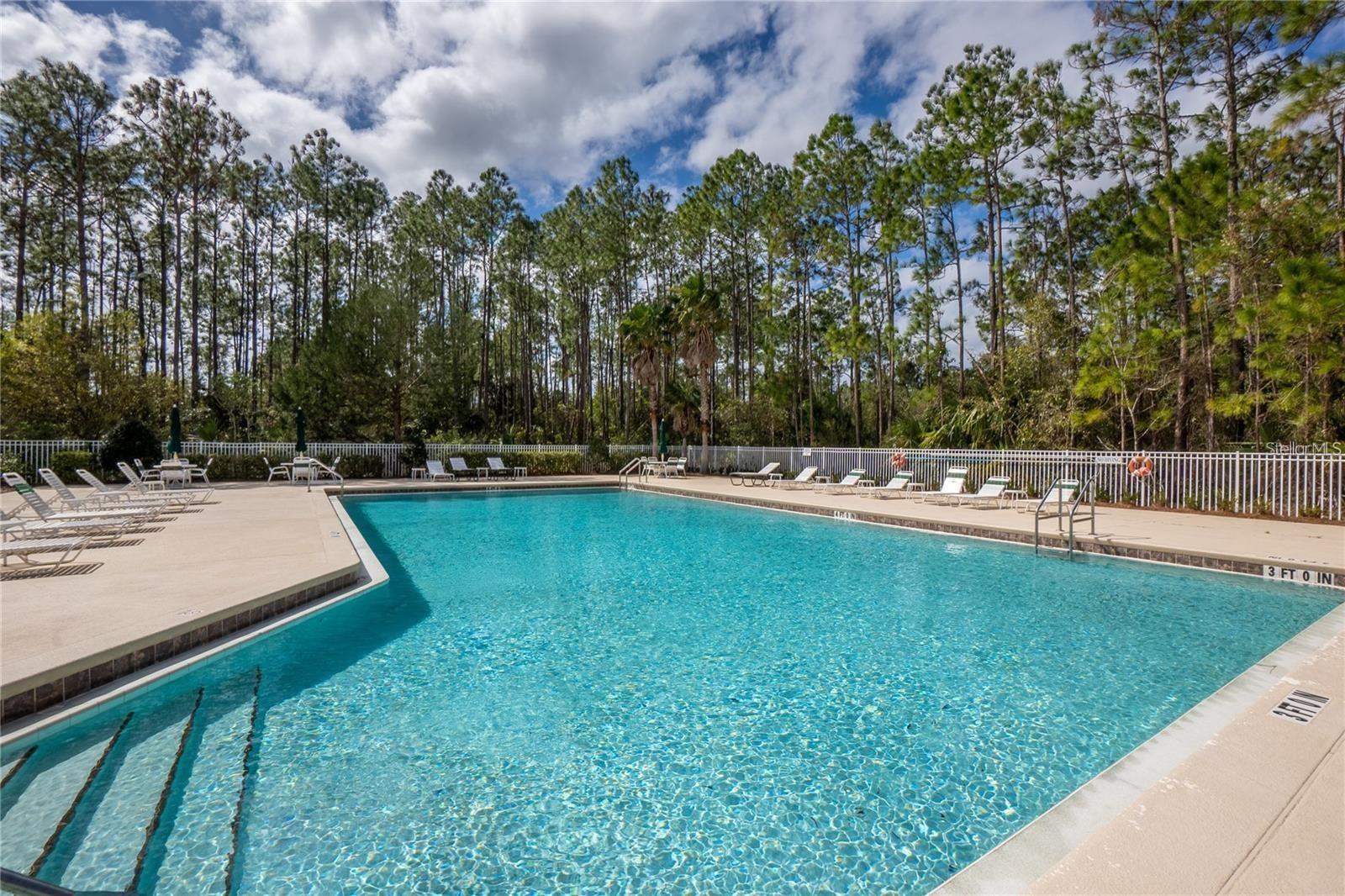 Image 47 of 52 For 19 Raintree Circle