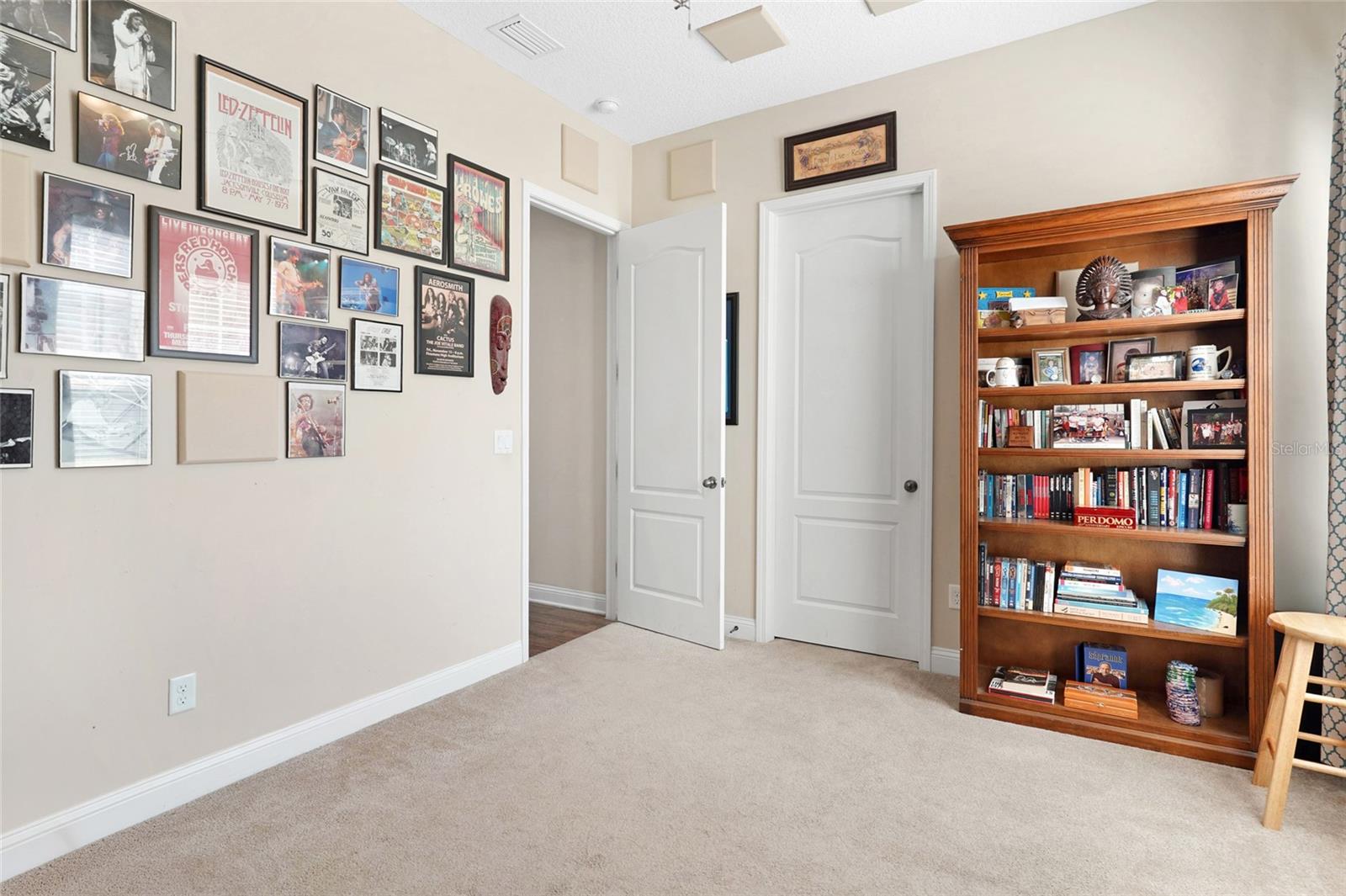 Image 23 of 59 For 112 Averley Way