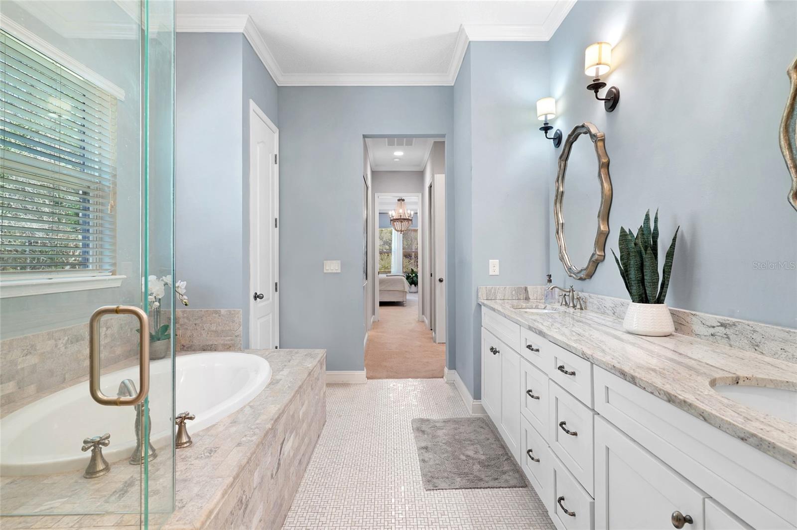 Image 32 of 59 For 112 Averley Way