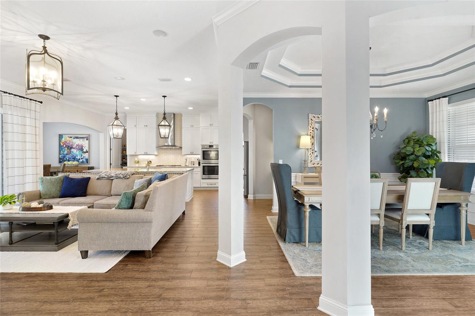 Image 5 of 59 For 112 Averley Way