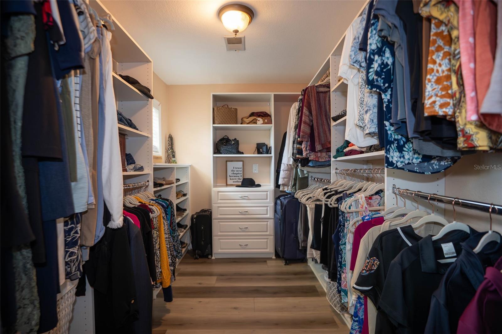 Image 10 of 81 For 20963 Colonial Drive