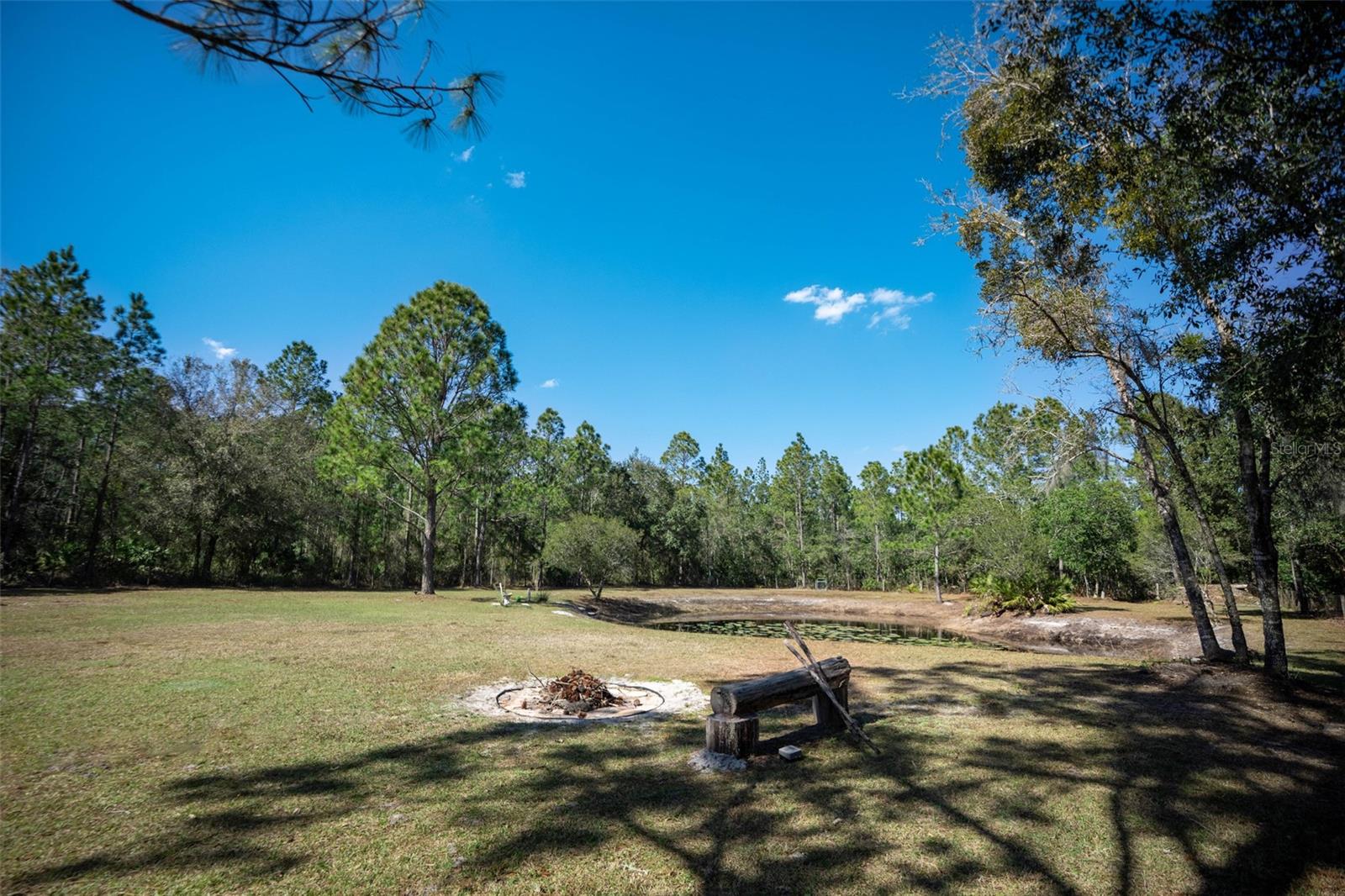 Image 30 of 81 For 20963 Colonial Drive