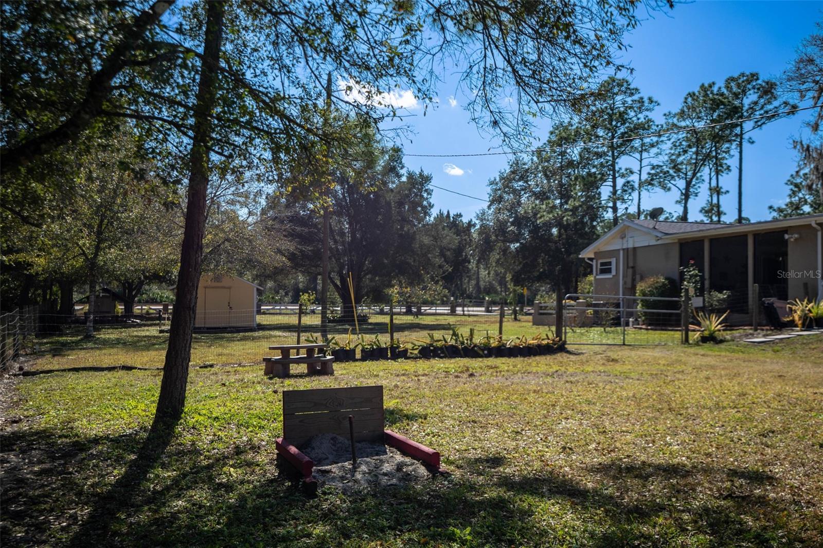 Image 36 of 81 For 20963 Colonial Drive