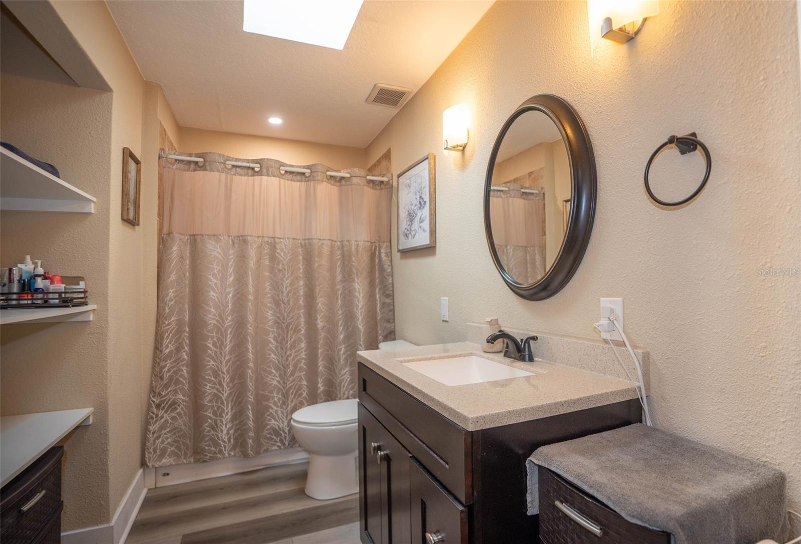 Image 80 of 81 For 20963 Colonial Drive