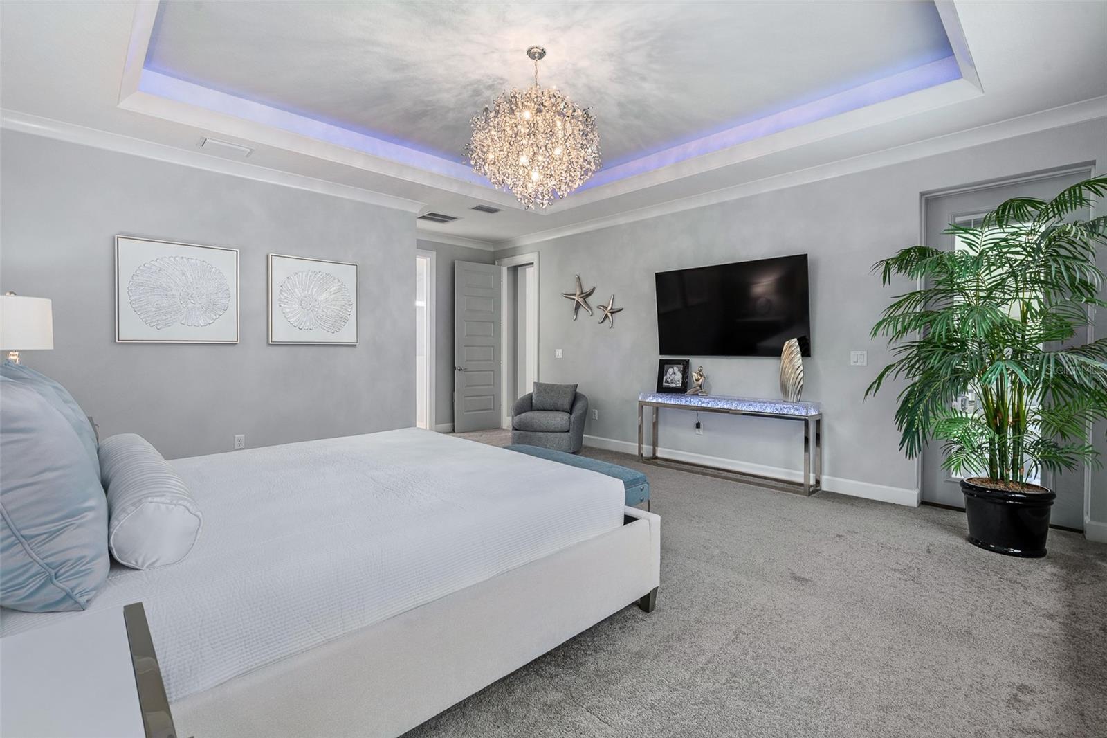 Listing photo id 29 for 272 Stirling Bridge Drive