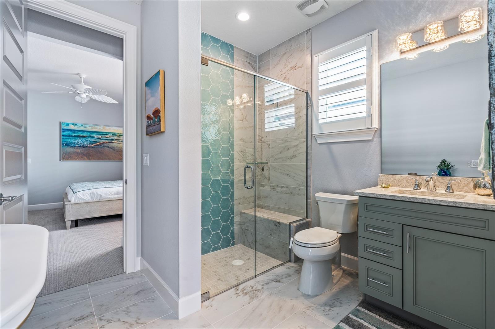 Listing photo id 45 for 272 Stirling Bridge Drive