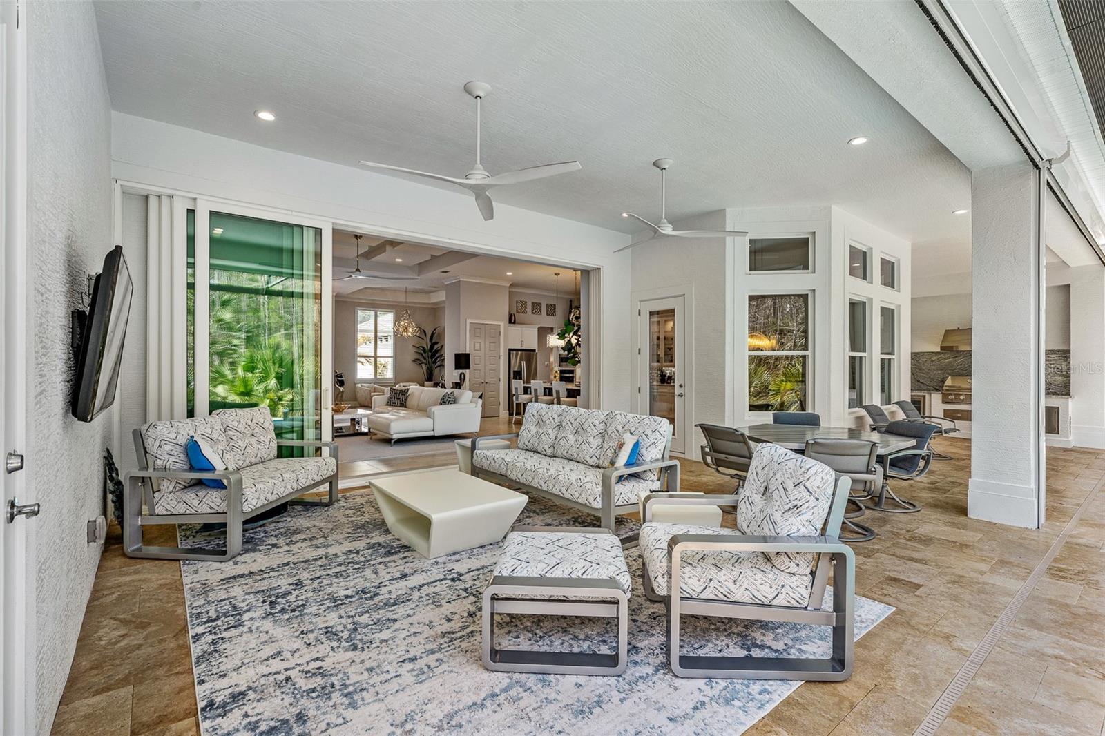 Listing photo id 52 for 272 Stirling Bridge Drive