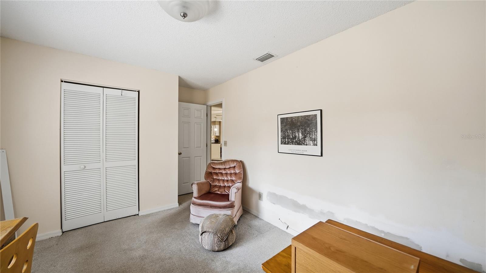 Image 25 of 50 For 350 Sunset Drive